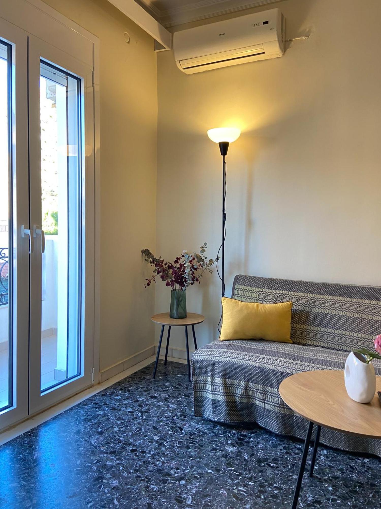 Port House Apartment Закінф Екстер'єр фото